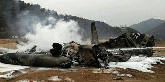 مصرع طيار في تحطم طائرة مقاتلة فيتنامية