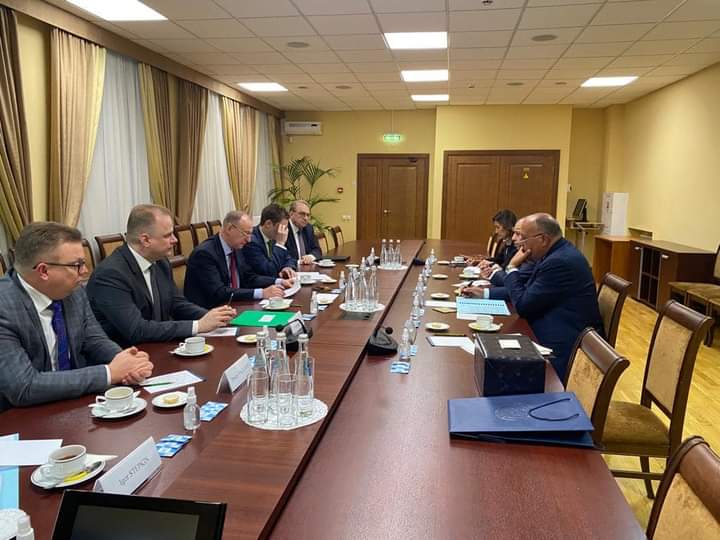 وزير الخارجية المصري يلتقي مع سكرتير مجلس الأمن القومي لروسيا الاتحادية