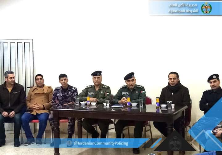 قائد شرطة البادية الملكية يترأس إجتماع المجلس الأمني المحلي في الازرق