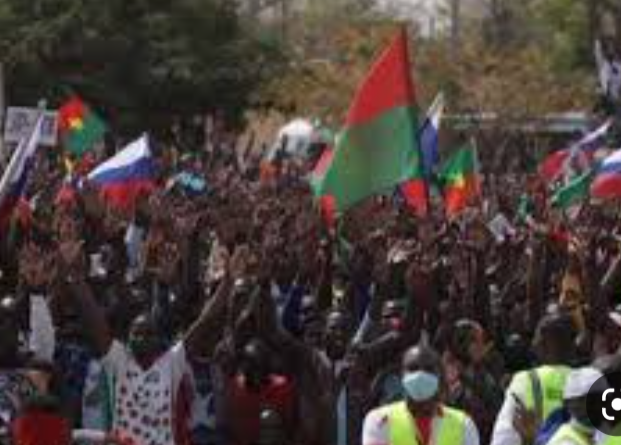 إفريقيا ذات سيادة.. جنرال فرنسي يتحدث عن غضب الشركاء