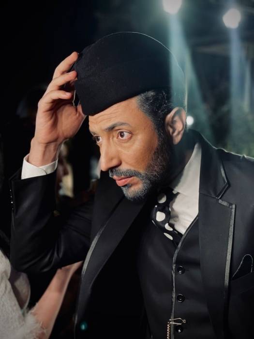 أثير كشكول يرفع شعار الفن العراقى هو تراث الملوك العظماء.. (صور)