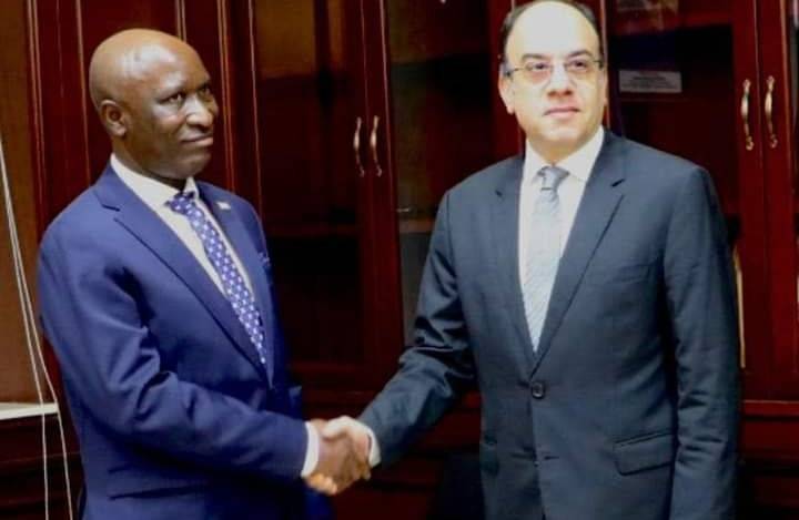 سفير جمهورية مصر لدى بوروندي يلتقي السيد جيرفيه انديراكوبوتشا رئيس وزراء