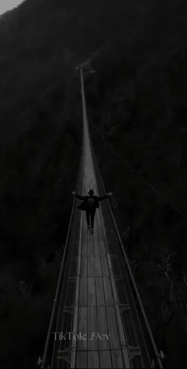  كلُّنا راحلون 