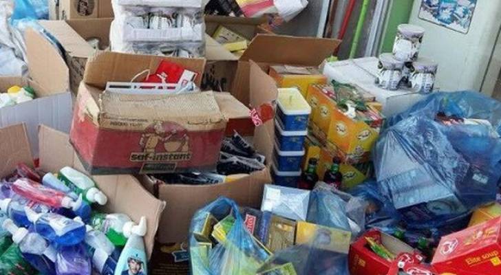 إتلاف مواد غذائية منتهية الصلاحية في الرصيفة