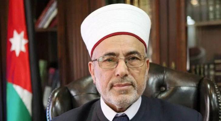 قاضي القضاة يؤكد ضرورة تسريع الإجراءات بالمحاكم الشرعية