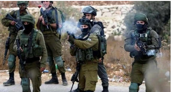 13 إصابة باقتحام الاحتلال لمخيم عقبة جبر في أريحا