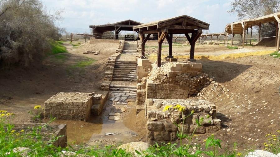 بزيادة 200 ..المغطس يسجل أكبر عدد زوار منذ افتتاحه