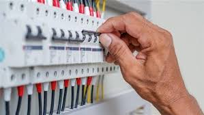 هيئة الطاقة: استبدال جميع عدادات الكهرباء التقليدية بعدادات ذكية