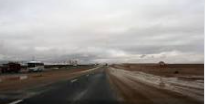 قطع مؤقت للسير على الطريق الصحراوي (ضبعه – القطرانة) بسبب الغبار الكثيف