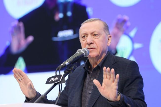 أردوغان: عدد القتلى جراء الزلزال ارتفع إلى 912 شخصا