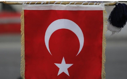 أنقرة تطالب تويتر التحلي بالمسؤولية