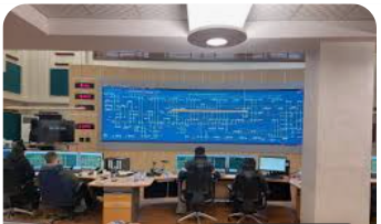 الخرابشة يتفقد مركز المراقبة والتحكم في شركة الكهرباء الوطنية