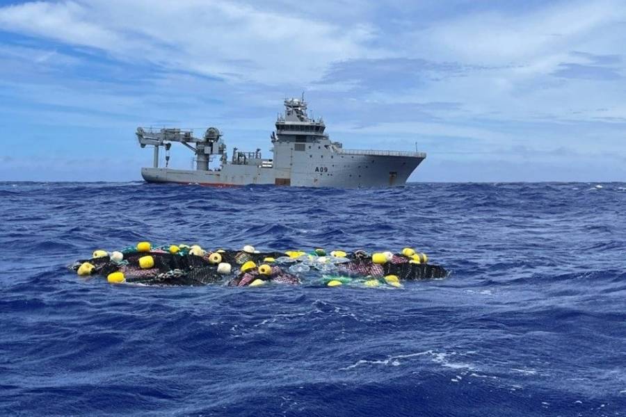 نيوزيلندا تضبط 3 أطنان كوكايين عائمة على سطح مياه المحيط الهادئ