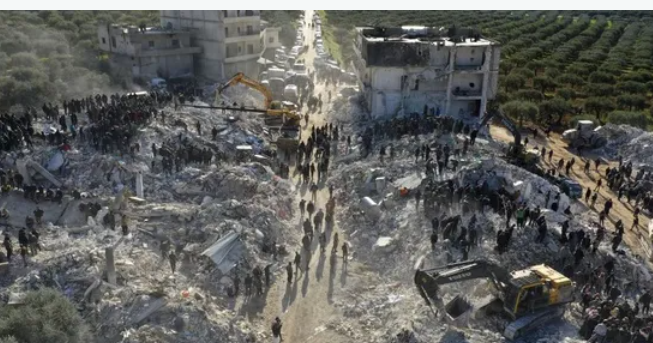 مئات الهزات الارتدادية وعواصف.. أسباب توحش زلزال تركيا