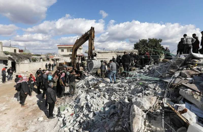 3 معابر لإدخال المساعدات لمتضرري الزلزال في سورية