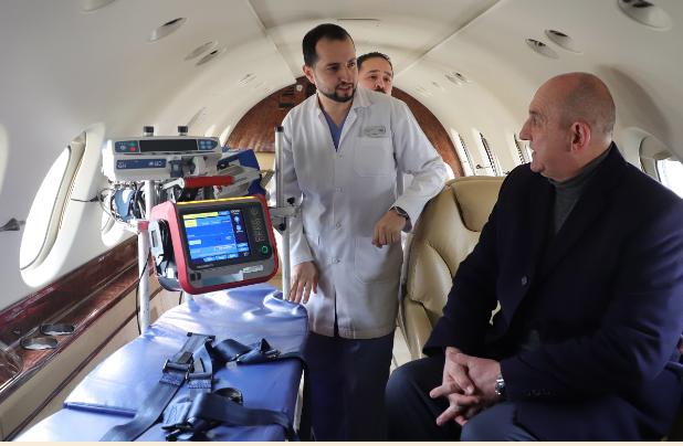 الأجنحة العربية تحتفل بأول ترخيص للإسعاف والاخلاء الجوي