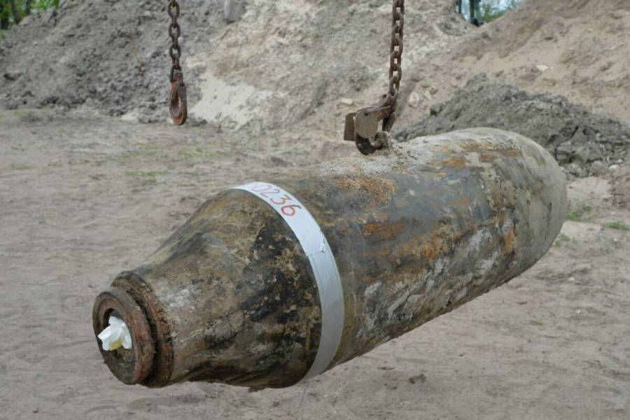 بريطانيا.. انفجار قنبلة من الحرب العالمية الثانية