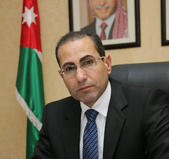 الخصاونة يحيل أمين عام وزارة الثقافة إلى التقاعد دون توضيح الأسباب