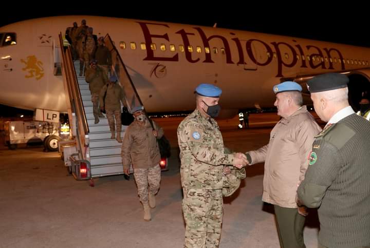 وصول الدفعة الثانية من مرتبات وحدة الإسناد الأرضي مالي2 إلى أرض الوطن