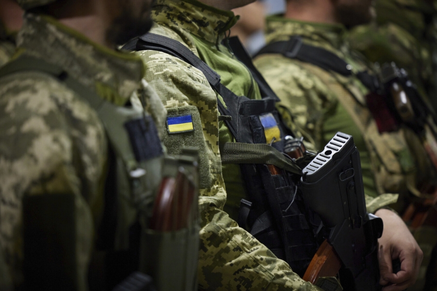 الجيش الأوكراني: احتدام المعارك في منطقة دونيتسك