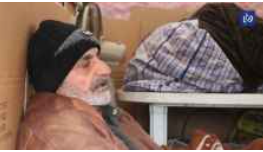 بلا مأوى.. عبد العزيز البشير يعيش في مركبة منذ أزيد من 6 أشهر في الزرقاء  فيديو