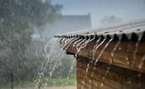 الاثنين .. زخات مطرية ودرجات الحرارة دون المعدل