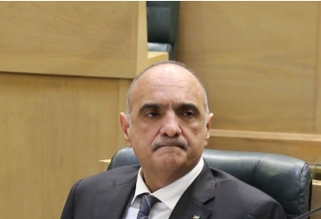 نائب للحكومة: تعييناتكم أحبطت الشباب