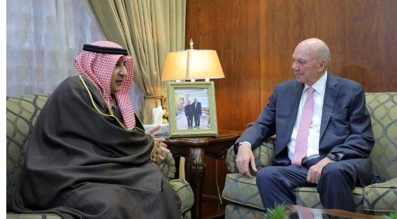 الفايز يلتقي السفير الكويتي عزيز الديحاني