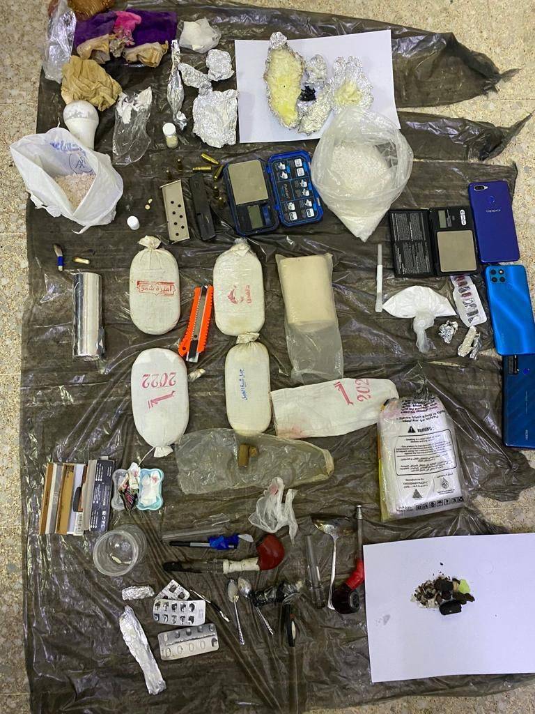 مكافحة المخدرات تنفذ حملات أمنيّة على مروجي وتجار المخدرات في العقبة والبادية الشمالية والوسطى