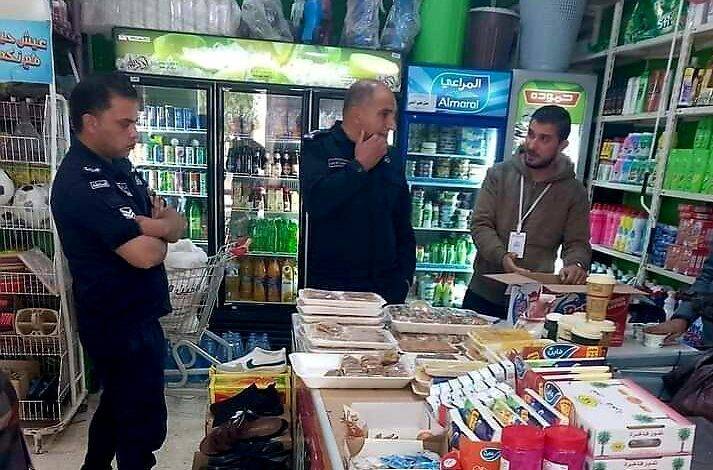 ” صحة العقبة ” تنفذ حملات تفتيشية في قريقرة للتأكد من اشتراطات السلامة العامة