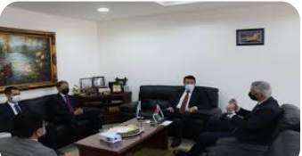 بحث التعاون الاقتصادي بين الأردن وكازاخستان