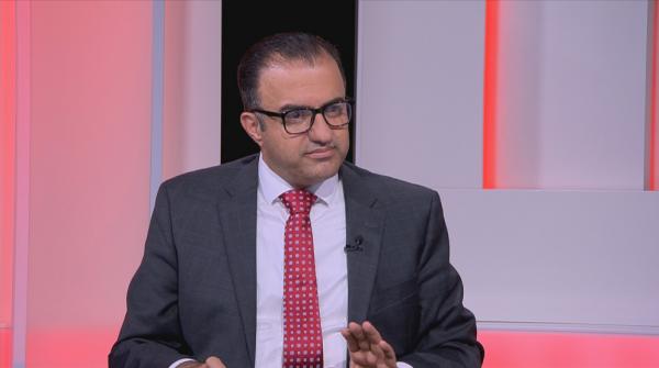 بني عامر: 8 نواب رفضوا الموازنة في كلماتهم .. وعند التصويت وافقوا