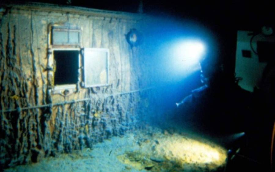 بعد أكثر من 100 عام.. لقطات جديدة لسفينة تيتانيك تحت سطح المحيط