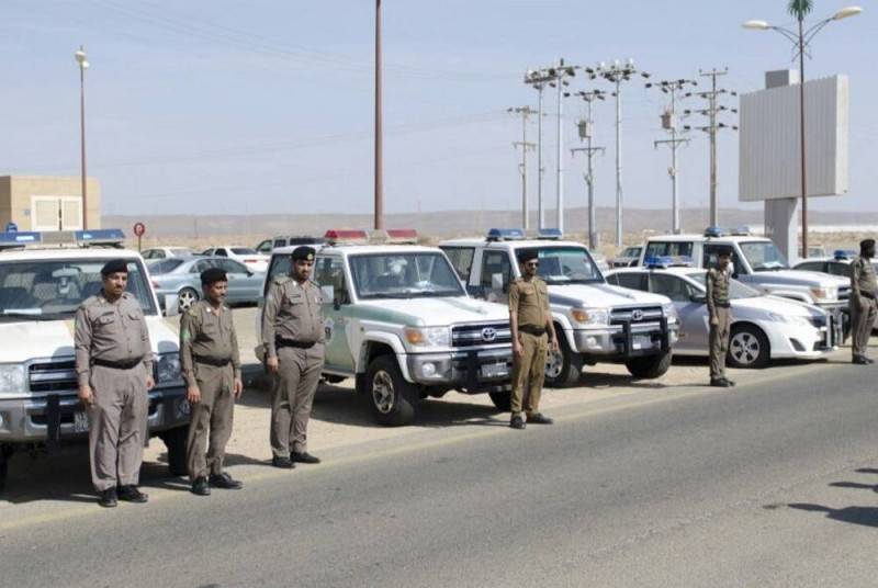 السعودية ..«الداخلية»: ضبط 16,860 مخالفاً لأنظمة الإقامة والعمل وأمن الحدود في أسبوع