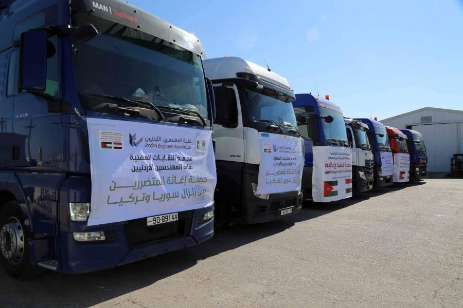 قوافل إغاثة متضرري زلزال سوريا وتركيا تدخل الى الأراضي السورية...صور