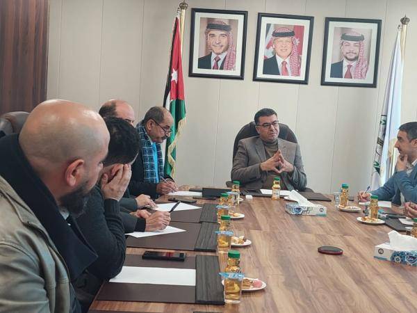 اجتماع لبحث كميات الحليب في ظل الحمى القلاعية والاستعداد لرمضان