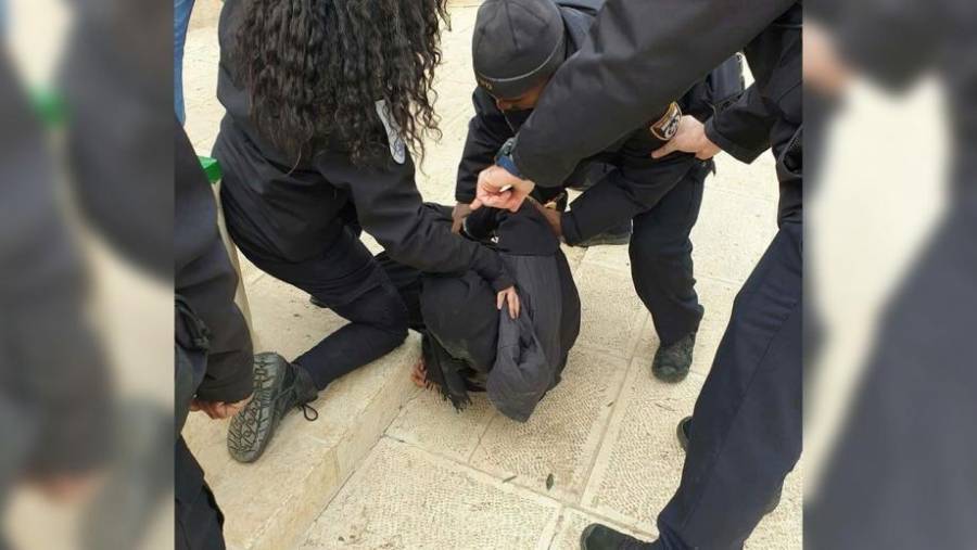 الأحتلال الاسرائيلي يصدر قرار بهدم منزل الفتاه المقدسية تسنيم محمد عبد لله