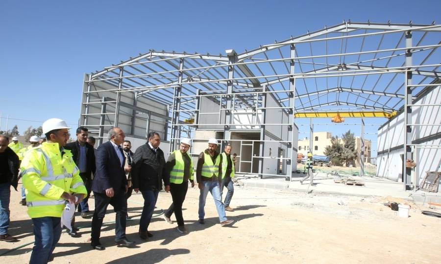 أمين عمّان يتفقد عدداً من المشاريع في مكب الغباوي