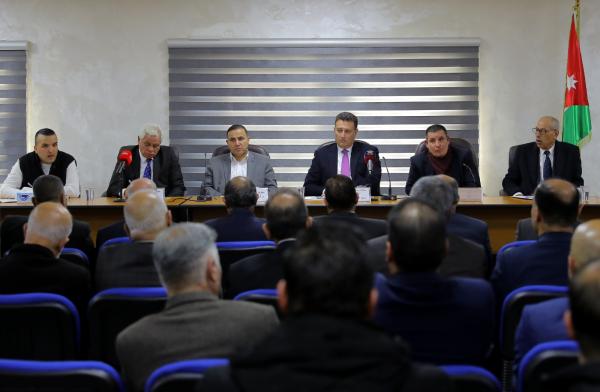 راسل للدراسات يستضيف الصفدي في غرفة تجارة السلط