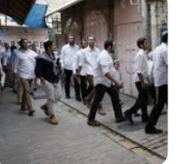 مستوطنون متطرفون يعتدون على مسجد السنية في الخليل