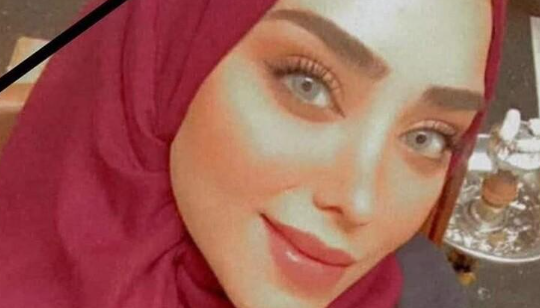 سوريون ينعون صيدلانية شابة قتلت نتيجة القصف الإسرائيلي على دمشق