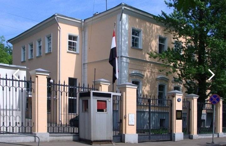 نجاح السفارة المصرية في موسكو في حل مشكلة عدد من الطلاب الذين كانوا معرضين للفصل من جامعتهم