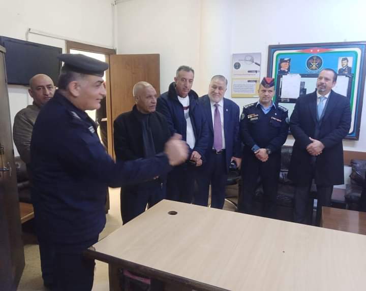 مجلس أمن محلي تلاع العلي يزور إدارة السير_صور