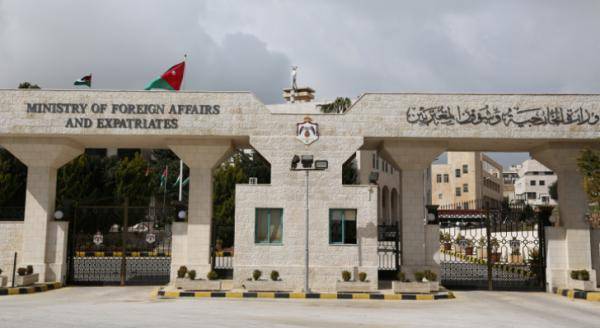 الخارجية تهيب بالأردنيين في تركيا وسوريا بأخذ أقصى درجات الحيطة والحذر