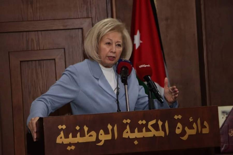 النجار ترعى حفل اشهار  جريدة الشرق العربي  في المكتبة الوطنية...صور 