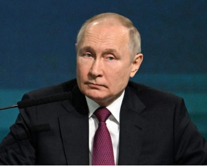 بوتين : الكتب السماوية تقول أن الأسرة هي اتحاد بين المرأة والرجل