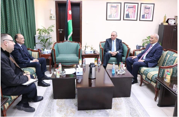 وزير العدل يستقبل السفير الايطالي في عمان