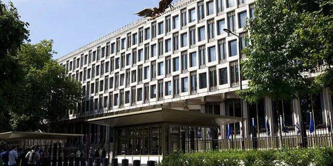 طرد مشبوه يتسبب بإغلاق السفارة الأمريكية في لندن