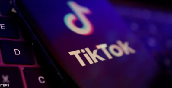 المفوضية الأوروبية تحظر على موظفيها استخدام تيك توك