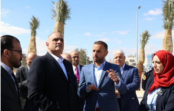 الخـصاونة يوجه إلى الإسراع في إنجاز حديقة بالزرقاء